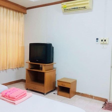 Cathay Guesthouse Hat Yai Bagian luar foto
